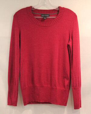 Banana Republic Extra Fine Italian Merino Wool Sweater Womens M Wine Pullover